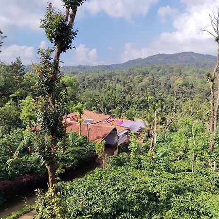 Shivalaya Homestay, Madikeri Siddapura  Экстерьер фото