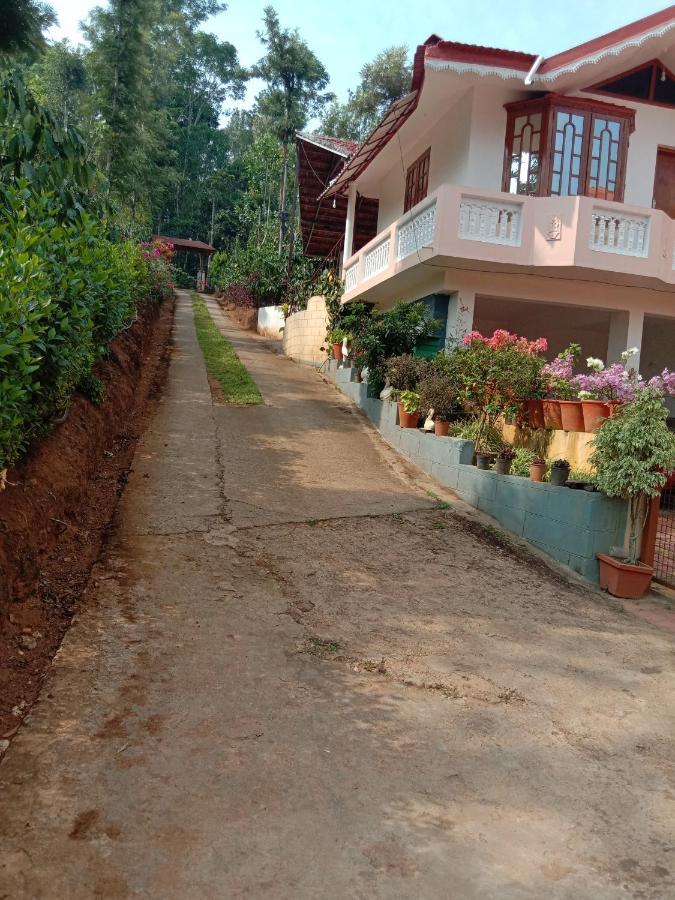Shivalaya Homestay, Madikeri Siddapura  Экстерьер фото